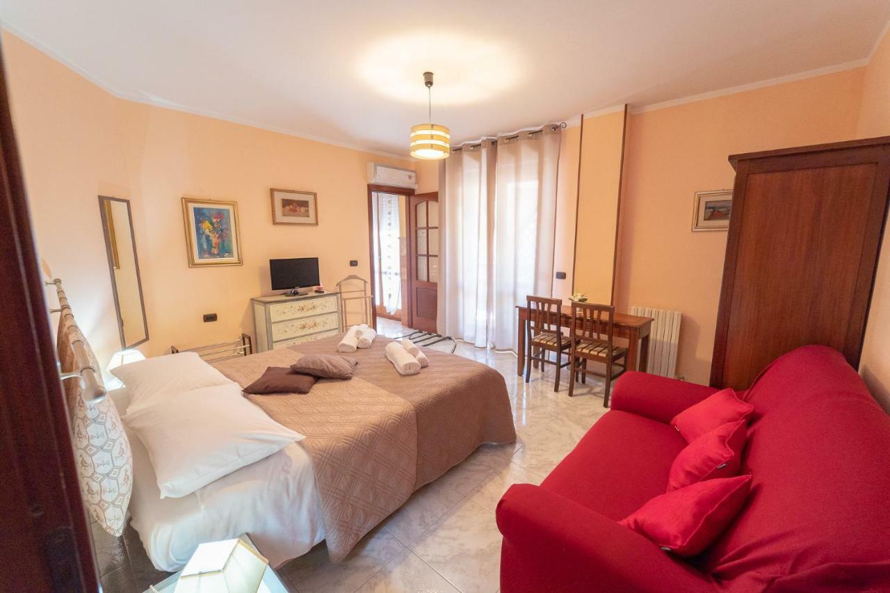 La Rosa - Elegant Rooms Sassari Dış mekan fotoğraf