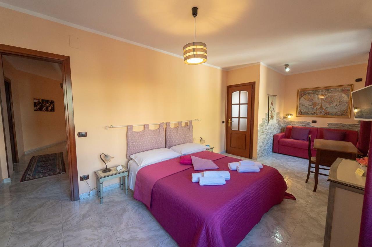 La Rosa - Elegant Rooms Sassari Dış mekan fotoğraf