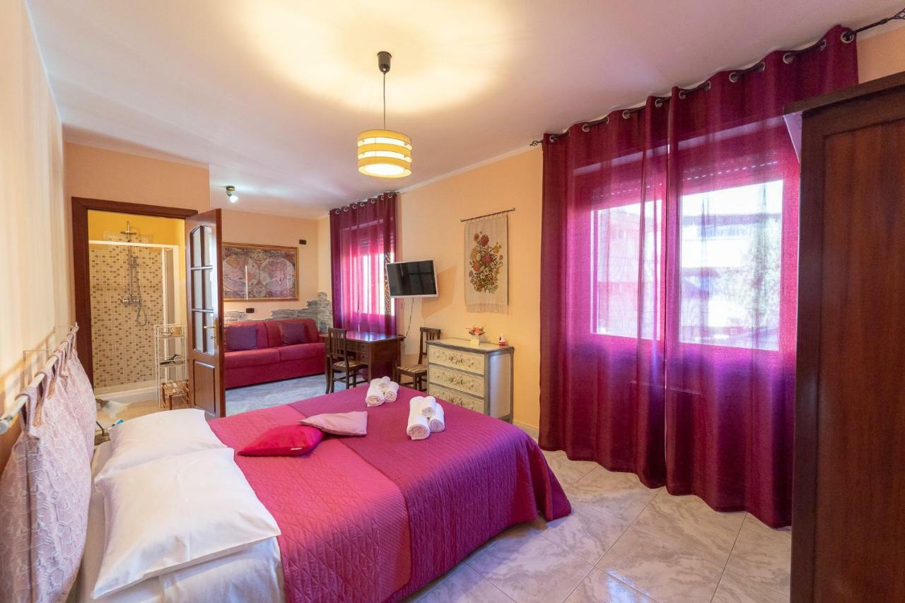 La Rosa - Elegant Rooms Sassari Dış mekan fotoğraf