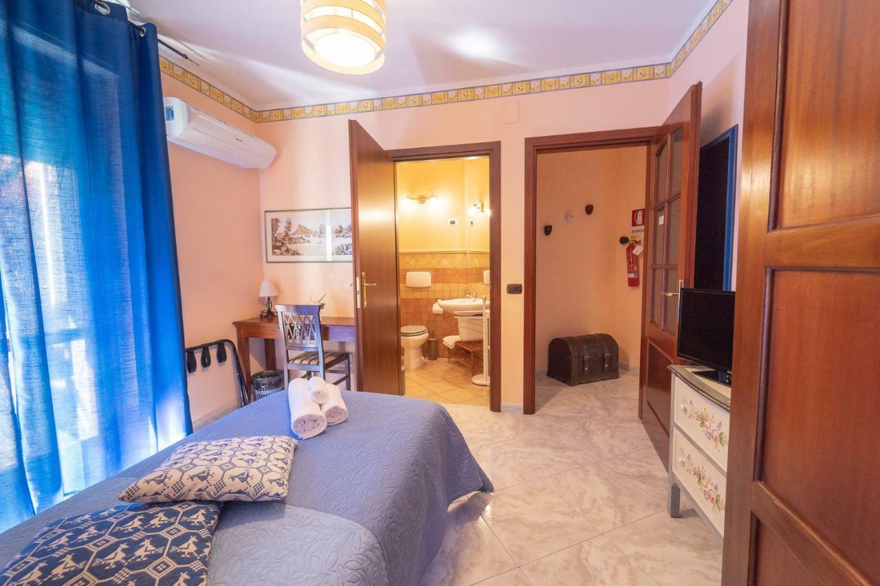 La Rosa - Elegant Rooms Sassari Dış mekan fotoğraf